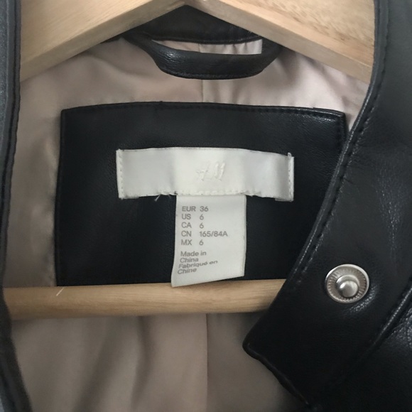 Faux leather jacket - Picture 3 of 4